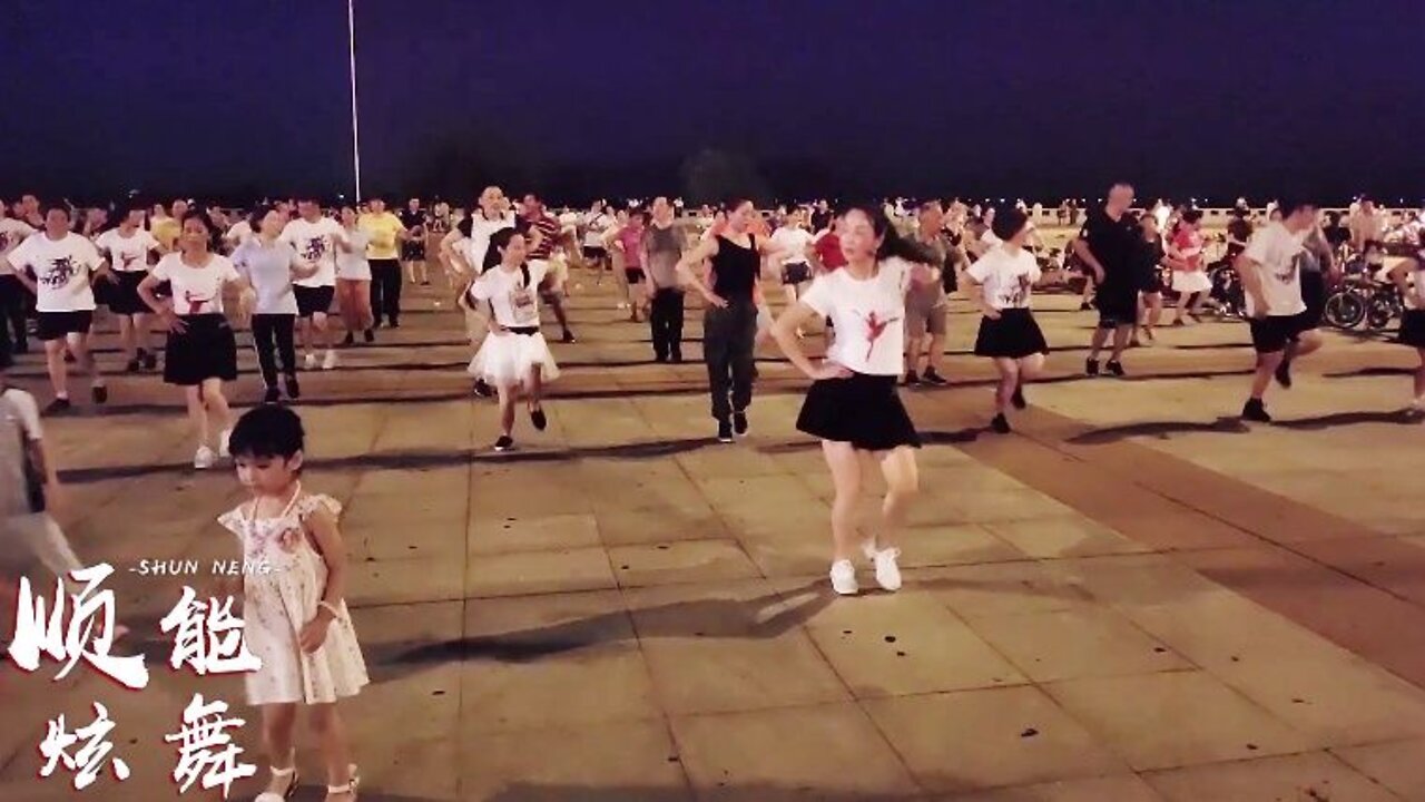 全身燃脂热身减肥操《咚巴拉》，入门级简单易学，快速燃烧脂肪【順能炫舞團】