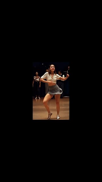 I love these songs and the girl danced so well.