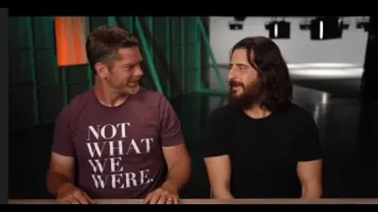Hilarious moment between Jonathan Roumie and Dallas Jenkins during the last live of the Chosen