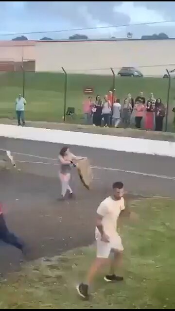 Catch me if you can!