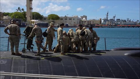 Multinational SOF Conduct Training Aboard Los-Angeles-class Attack Submarine - RIMPAC 2022