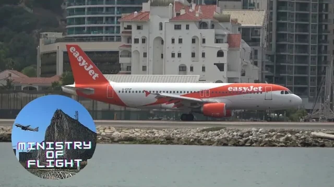 PLANE SPOTTING GIBRALTAR, Extreme Airport, 4K easyJet Bristol Flight Taxis down the Runway