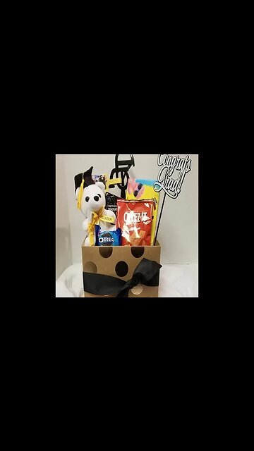 GRADUATION GIFT BASKET