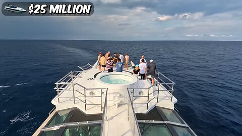 $1 vs $1,000,000,000 Yacht!