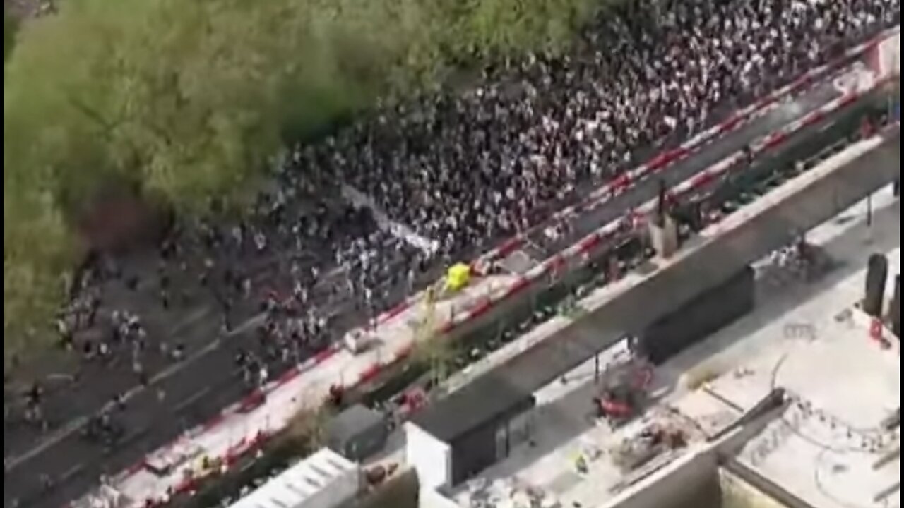 MASSIVE Rally in London Calling For Israel Cease Fire