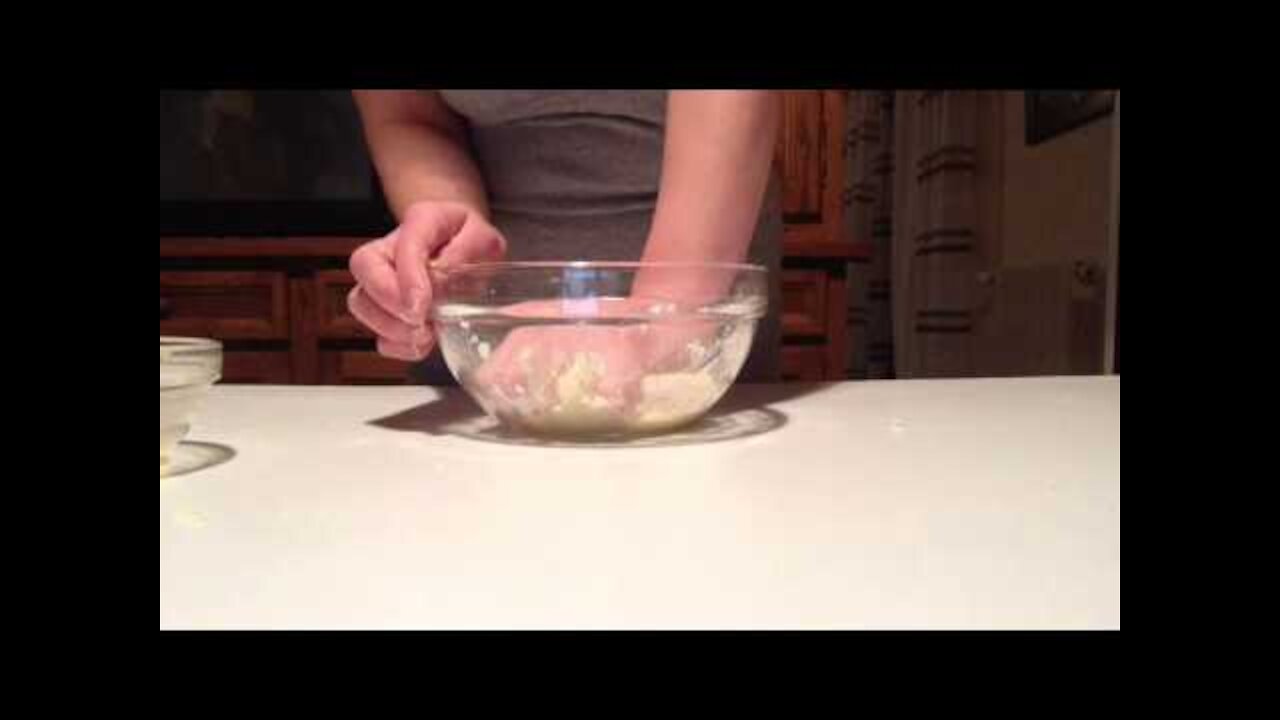 RECIPE FOR RAVIOLI DOUGH (QUICK AND EASY) - RECETTE DE PÂTE A RAVIOLE (RAPIDE ET FACILE)