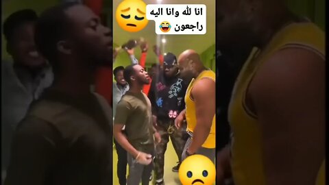 ليه يابنى تعمل فى نفسك كدا سلم على الشهدا اللى هناك 🤪