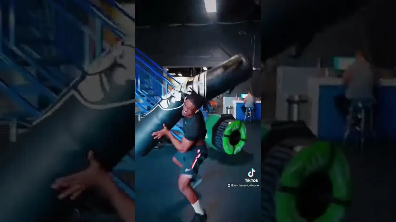 If he doesn’t want to meet your family on the first date 👑