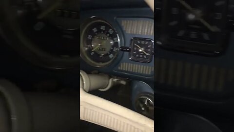 Vintage Wolkswagen Beetle Car Soundsystem - Sistema de Som de Um Fusca Antigo Década de 50 / 60