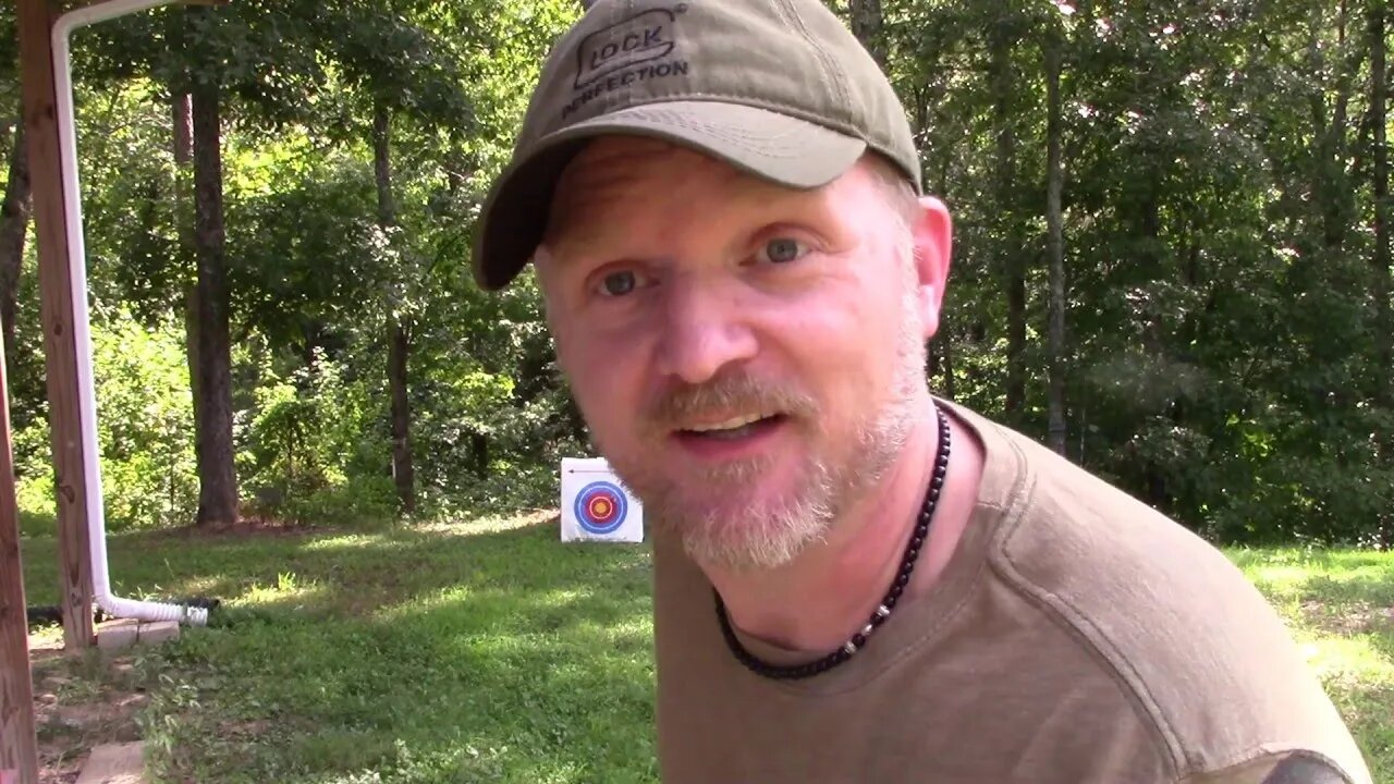 Deer Hunting With a Bow in Tennessee (Target Practice)