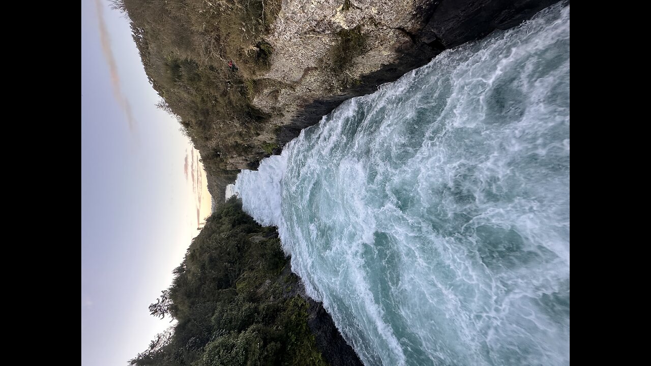 Hukka Falls👌🏻 New Zealand ❤️