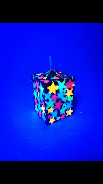 Cube candle with inlaid fluorescent wax stars 🌟