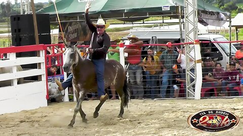 Loro Krause mostra que ainda está em forma na 2ª temporada Top Cowboys