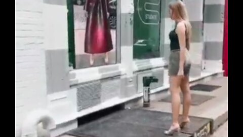 1922. 💻Augmented reality displays for cities have already been developed.