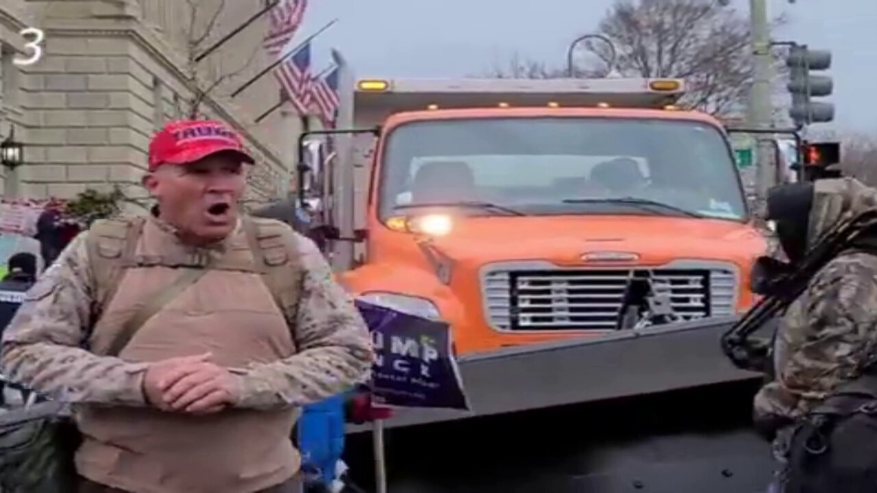 This is the only Jan 6 participant Adam Kinzinger will defend! 🙄 Still not arrested...