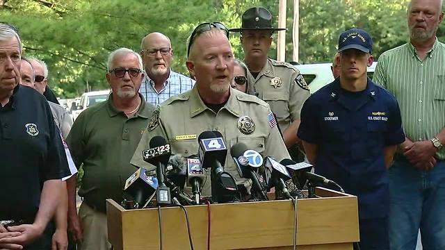 Four still missing, 13 killed in Branson duck boat crash