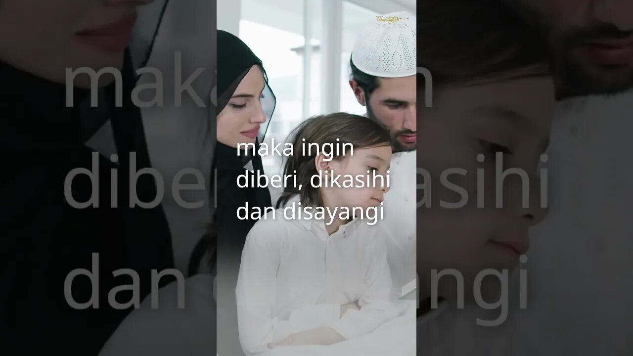perempuan didesain untuk berhias