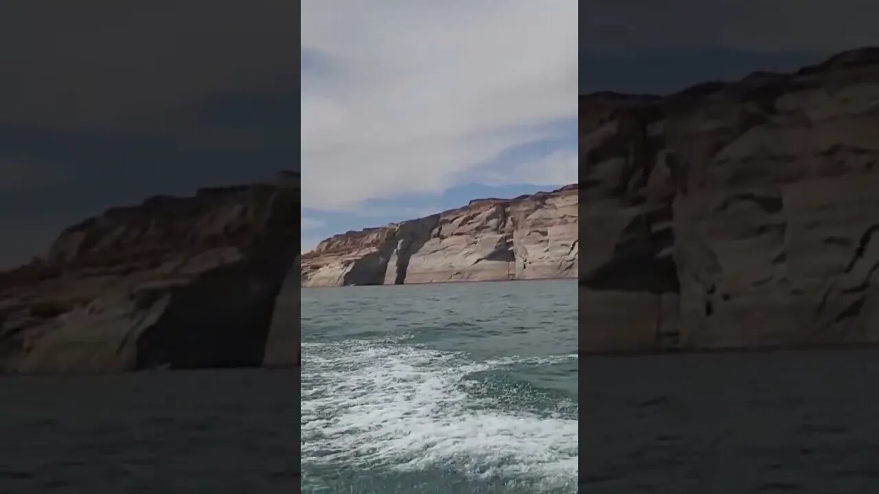 Lake Powell, AZ | Boating on a Saturday in June