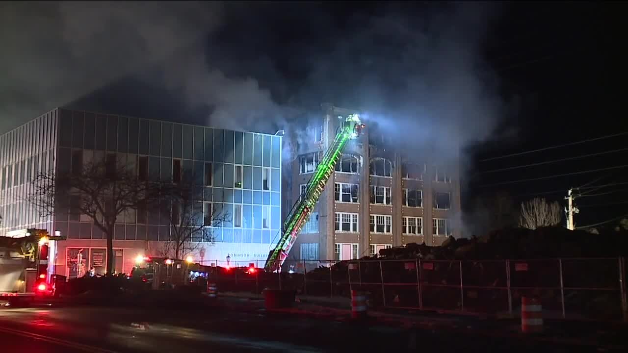 Fire destroys building that was formerly home to Uncle Vic's in Elyria; 2 teens arrested