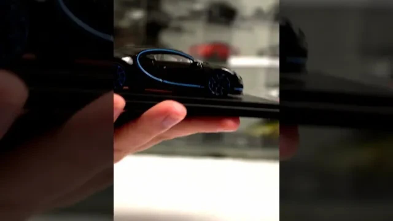 Bugatti Chiron Le Patron Nr.42 - 0-400Km/h-0 in 42 Seconds - J.P. Montoya - LookSmart 1/43