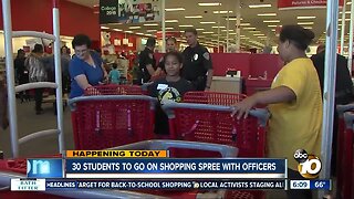 Group of students going on shopping spree with SDPD officers