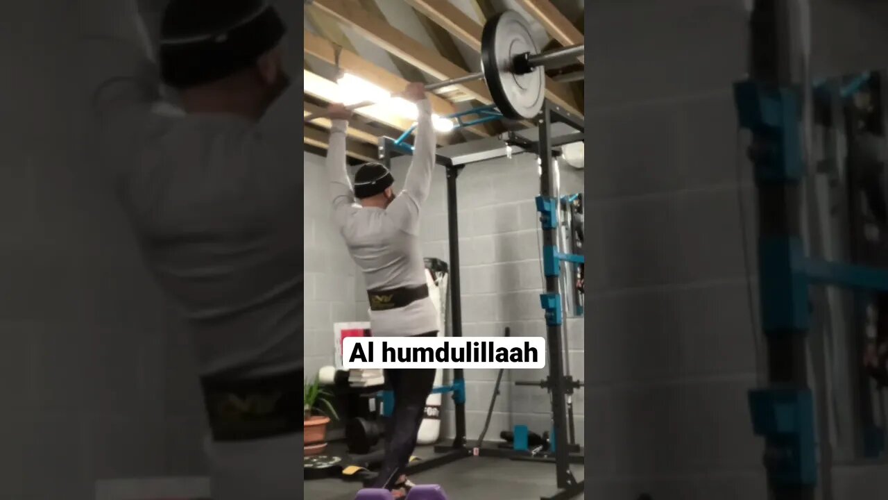 Shoulder press. 30 kg new record for me.