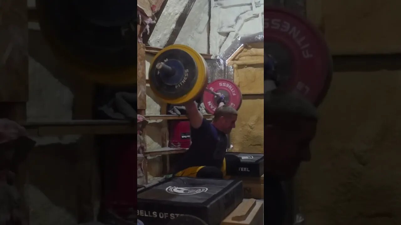 125 kg / 275 lb - Block Snatch
