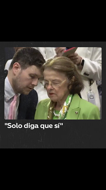 La senadora de mayor edad del Congreso de EE.UU. se confunde durante una votación