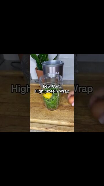 Make your own low carb wrap | FREE Keto Recipe (Link In Description) | #Shorts