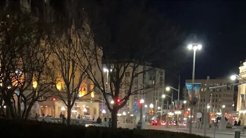 Ottawa Ontario Saturday night walk, calm or chaos?