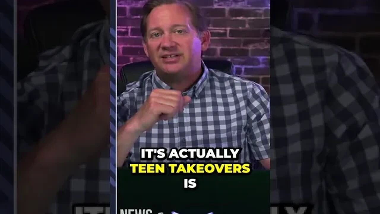Teen Takeovers: The Shocking Trend of Riots and Looting on Chicago's Magnificent Mile #shorts