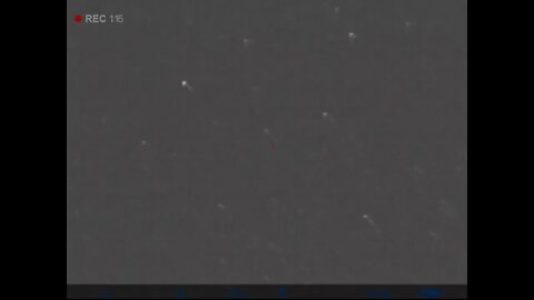 Huge West coast UFO+flash+maneuvers