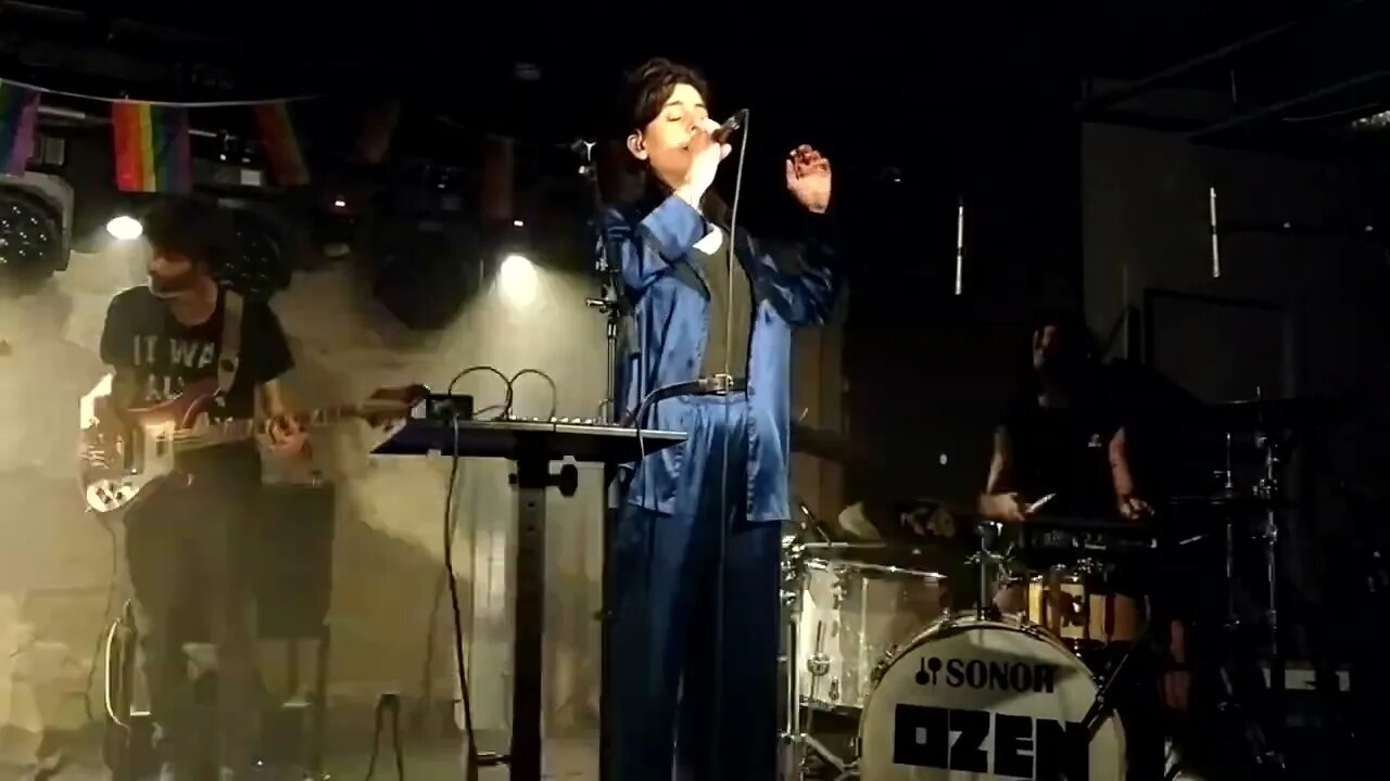 עומר מושקוביץ׳ - קל להתאהב בי