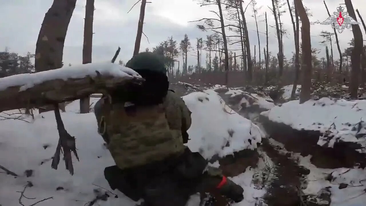 Russian paratroopers fight against AFU units to seize a strong hold