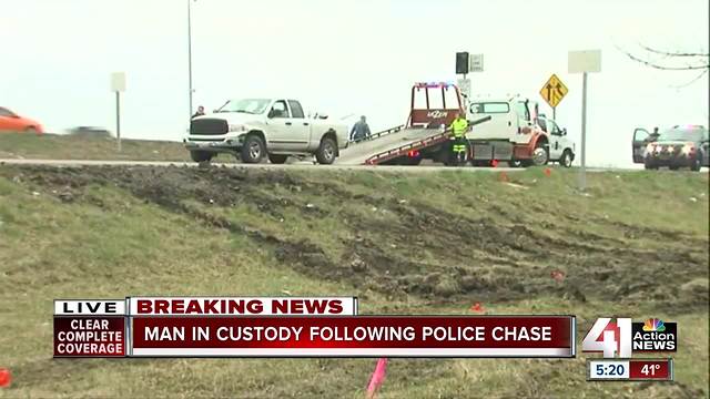 Man in custody after police chase that crossed state lines