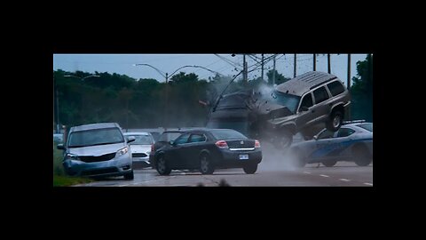 Unhinged - Car Chase / Highway Crash Scene (1080p)