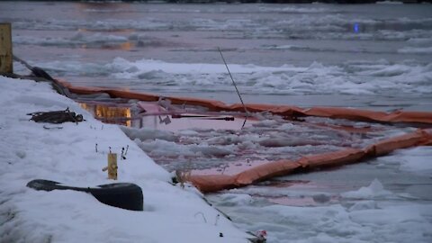 Port of Milwaukee workboat suddenly sinks, cause remains unknown