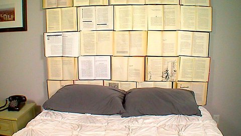 6 Steps to Make a DIY Book Headboard at Home