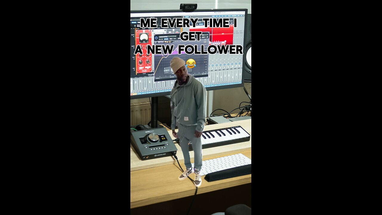 Funny meme Me every time I get a new follower 😭