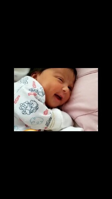 Primeira vez que converso com a minha filha, essa foi a reação. #shorts 😍