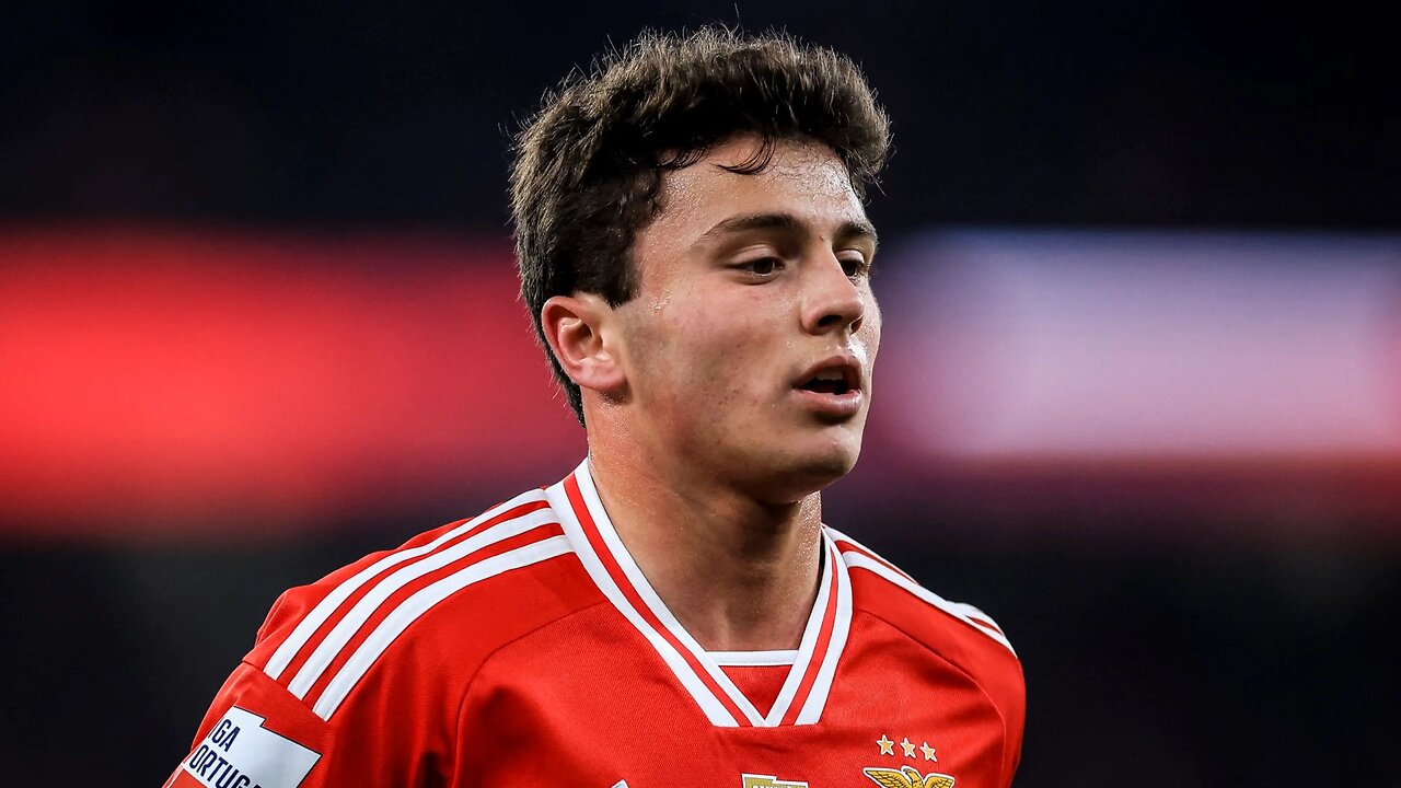 19-year-old João Neves is 𝐁𝐞𝐢𝐧𝐠 𝐀𝐦𝐚𝐳𝐢𝐧𝐠 𝐢𝐧 𝟐𝟎𝟐𝟒..