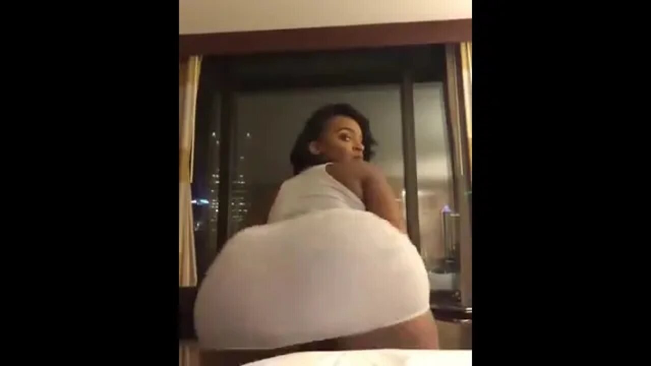 TWERK #bootychallenge #love #funny #trending #18+ #twerking #curvy #hot #youtubeshorts #sexy #shorts