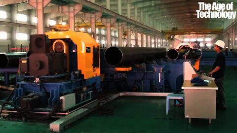 Современные технологии позволили производить большие стальные трубы и цементные трубы