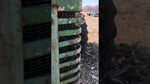 1951 John Deere A Auction walk around: oil pump issues.