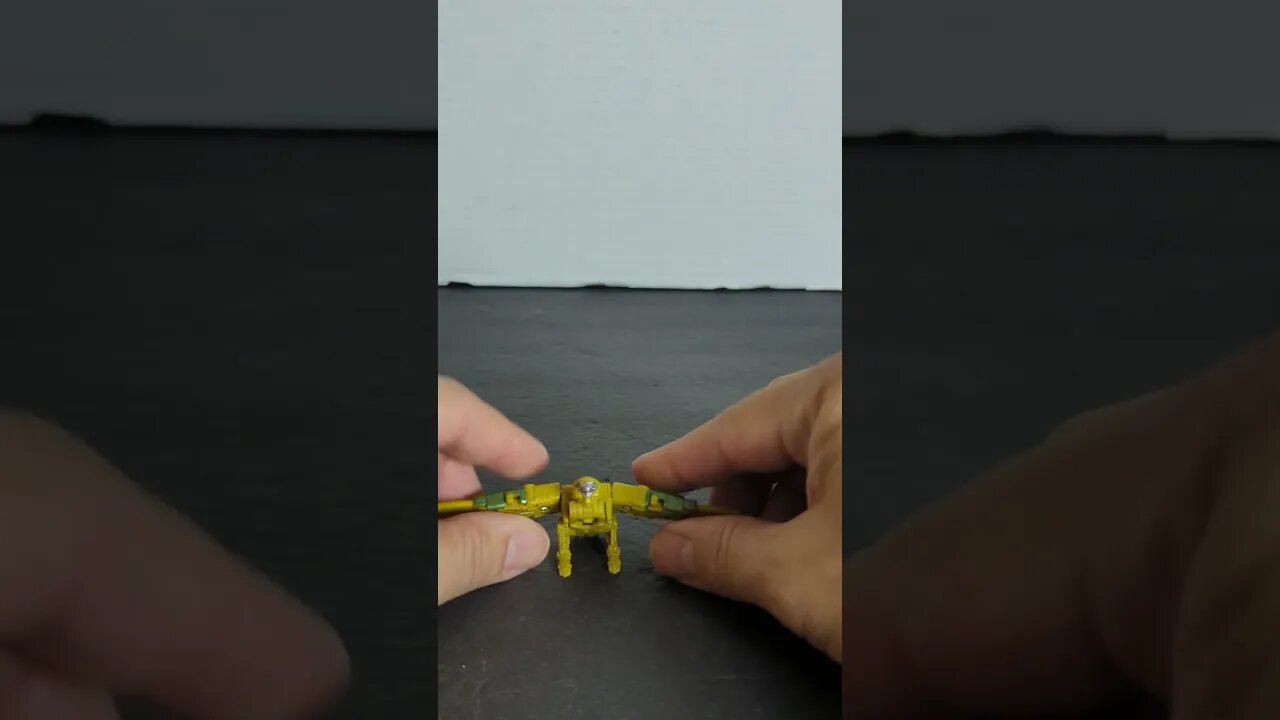 Rise of the Beasts AIRAZOR Battle Master - Leg Articulation - Rodimusbill Bill