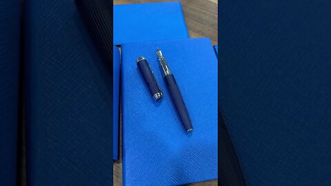 Swiss Made Caran d’Ache Leman Bleu Marin