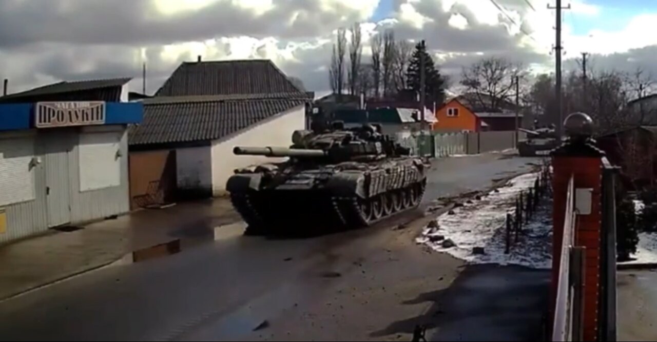 Russian Federation Tanks have reached 23 Km From Kyiv