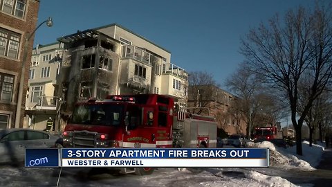 3-Story apt. fire breaks out, forces many to evacuate