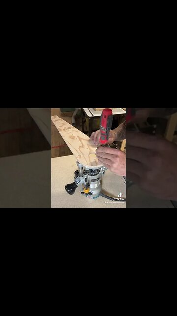 Perfect circle jig #shorts #woodworking #shortvideo #subscribe #trending #trendingshorts #reels