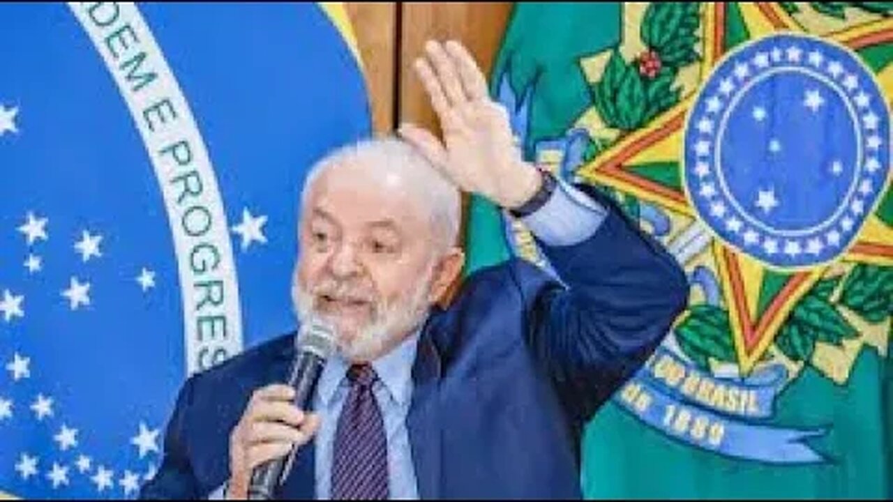 lula não quer 'Forças Armadas nas favelas brigando com bandido' e fodasse o povo das favelas !